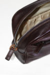Classic Beauty Case handmade in italy vegetable tanned leather italian bag business travel venezia terrida